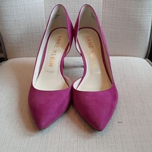 Ladies shoes